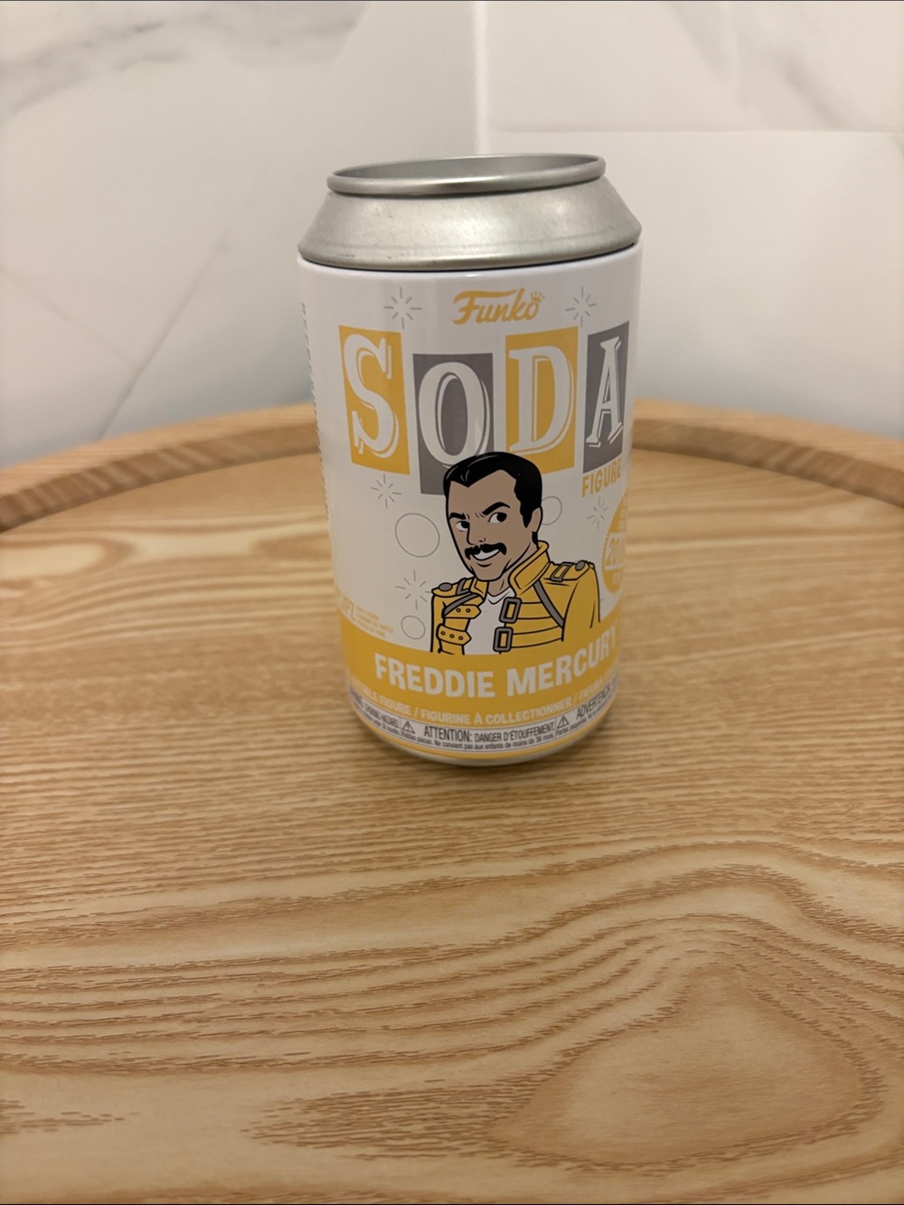 Funko Soda Freddie Mercury Can - White, Yellow & Silver